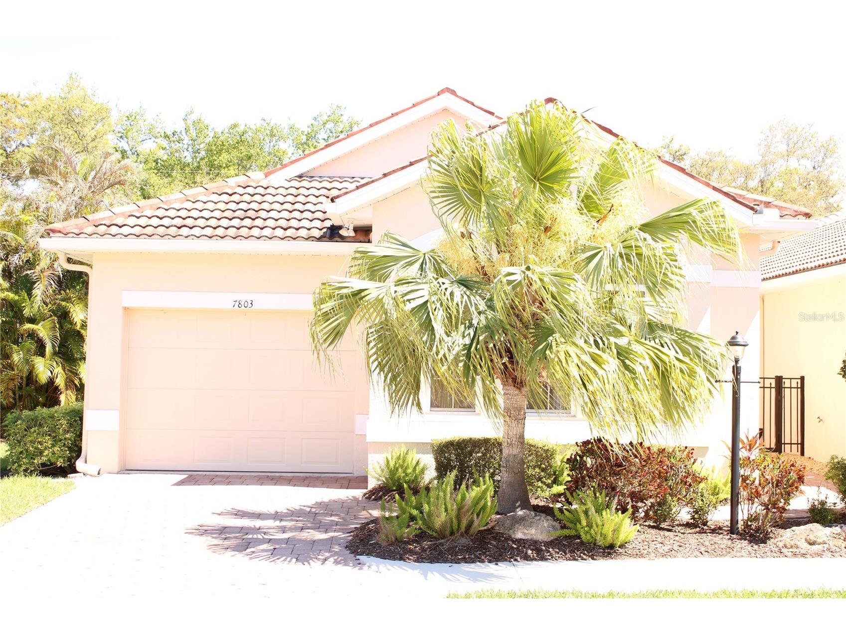 7803 33rd Street E Sarasota FL 34243 A4686792 image1