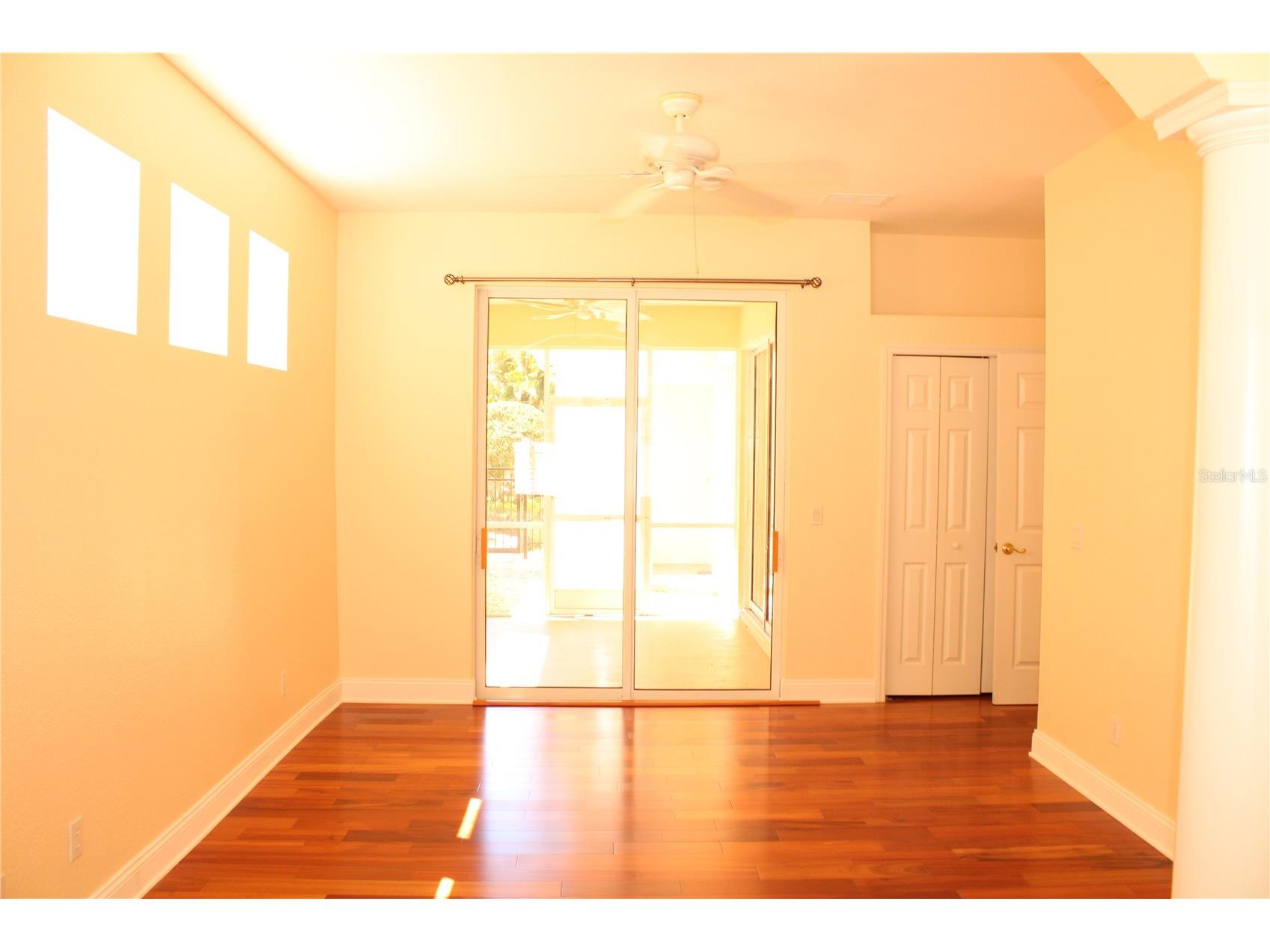 7803 33rd Street E Sarasota FL 34243 A4686792 image14