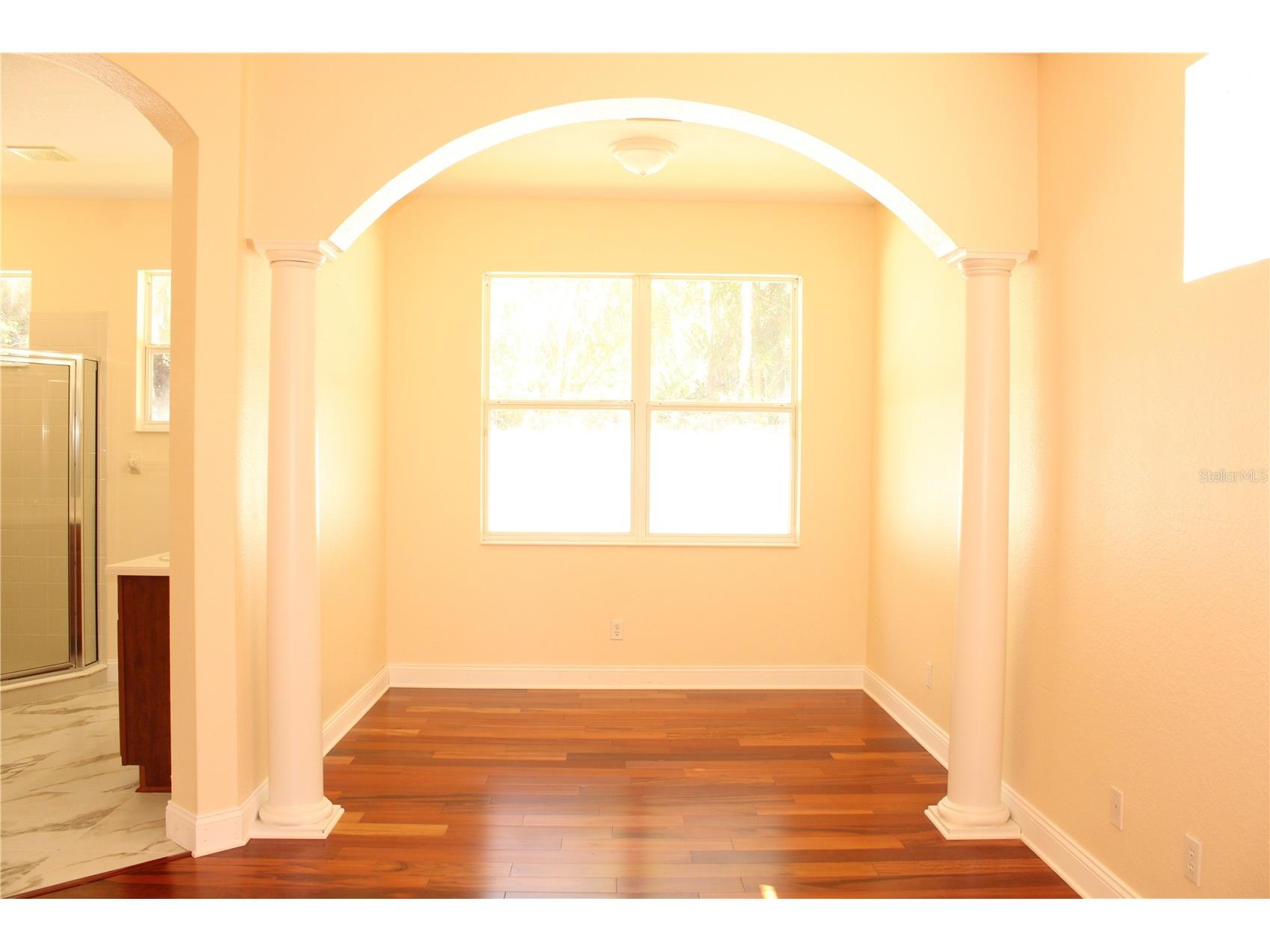 7803 33rd Street E Sarasota FL 34243 A4686792 image15