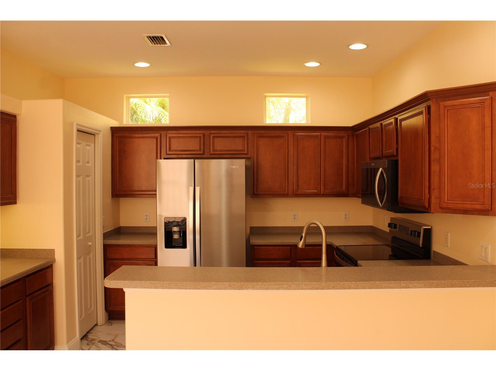 7803 33rd Street E Sarasota FL 34243 A4686792 image2