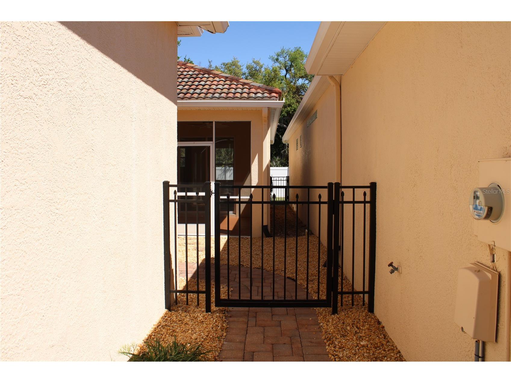 7803 33rd Street E Sarasota FL 34243 A4686792 image29