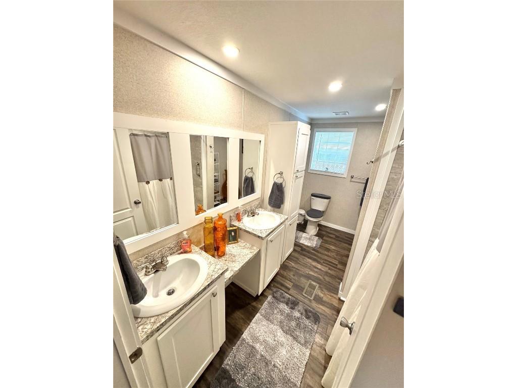 7803 46th Avenue N #105 Saint Petersburg FL 33709 TB8424285 image17