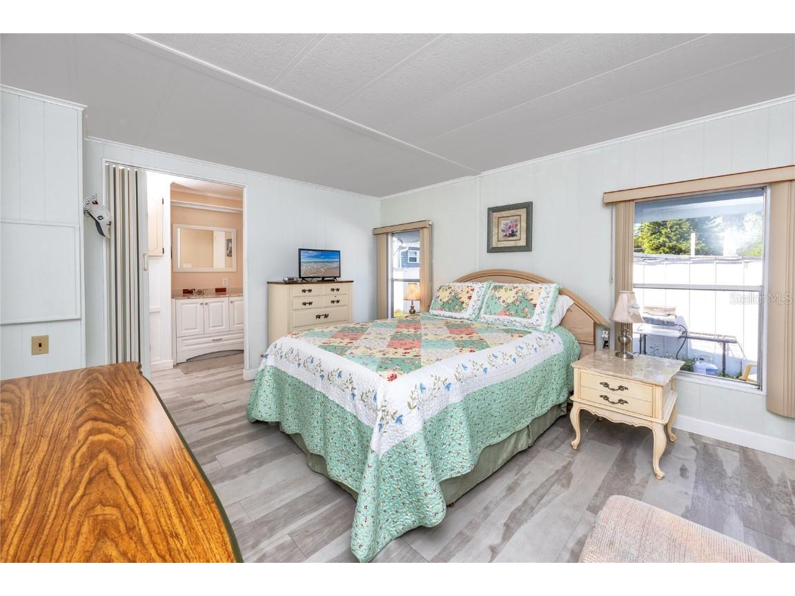 7803 46th Avenue N #2 Saint Petersburg FL 33709 TB8370647 image23