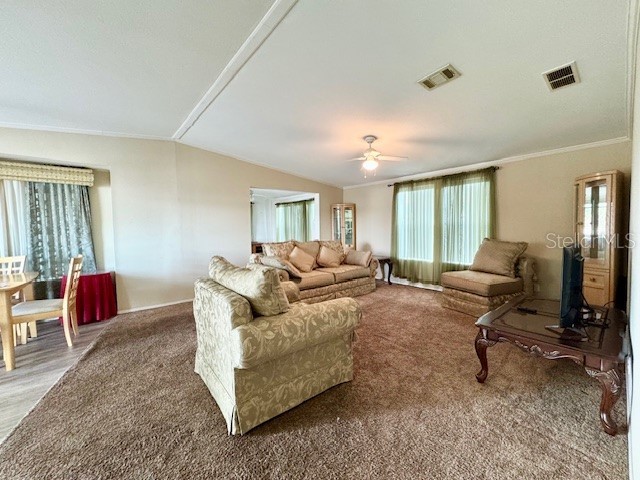 7803 46th Avenue N #39 Saint Petersburg FL 33709 A4669265 image4