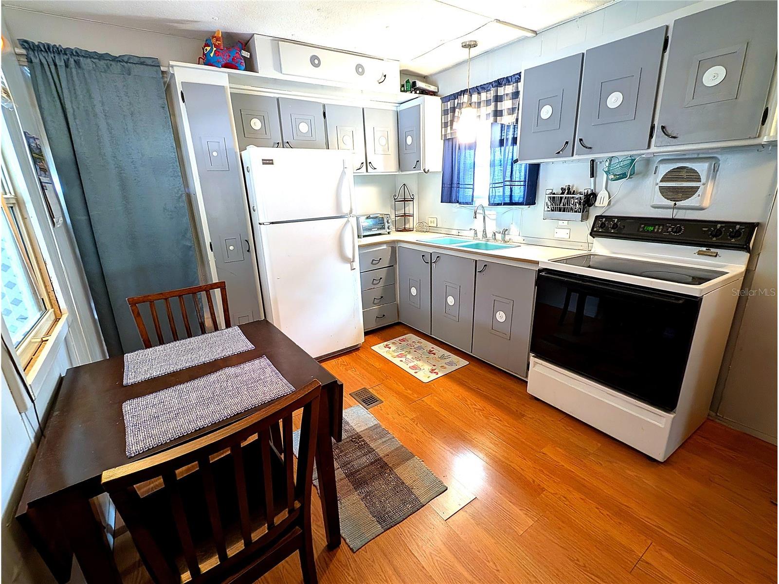 7803 46th Avenue N #49 Saint Petersburg FL 33709 TB8515517 image2