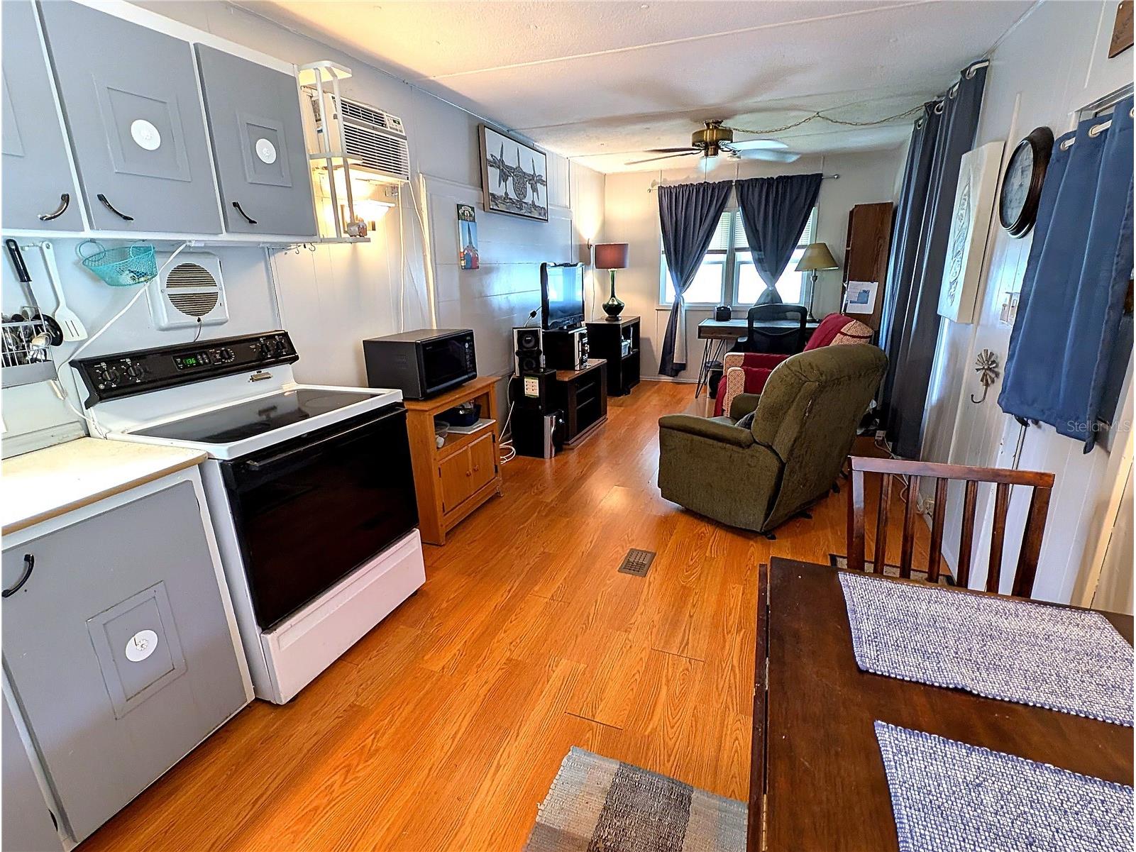 7803 46th Avenue N #49 Saint Petersburg FL 33709 TB8515517 image24