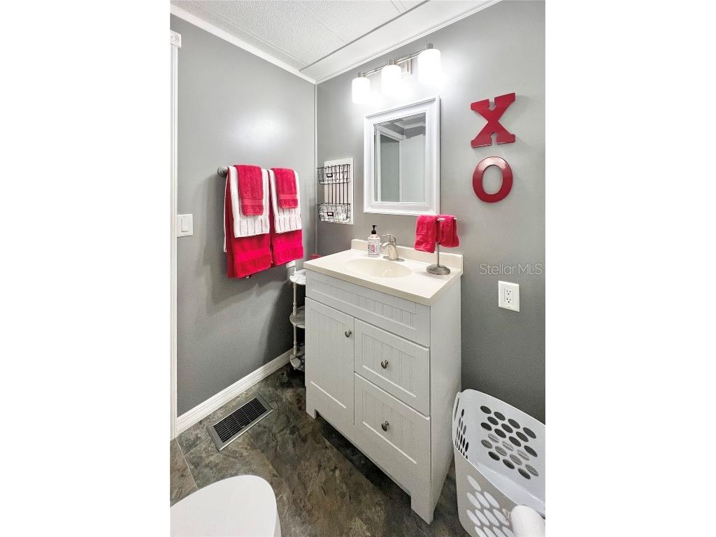 7803 46th Avenue N #52 Saint Petersburg FL 33709 TB8376465 image35