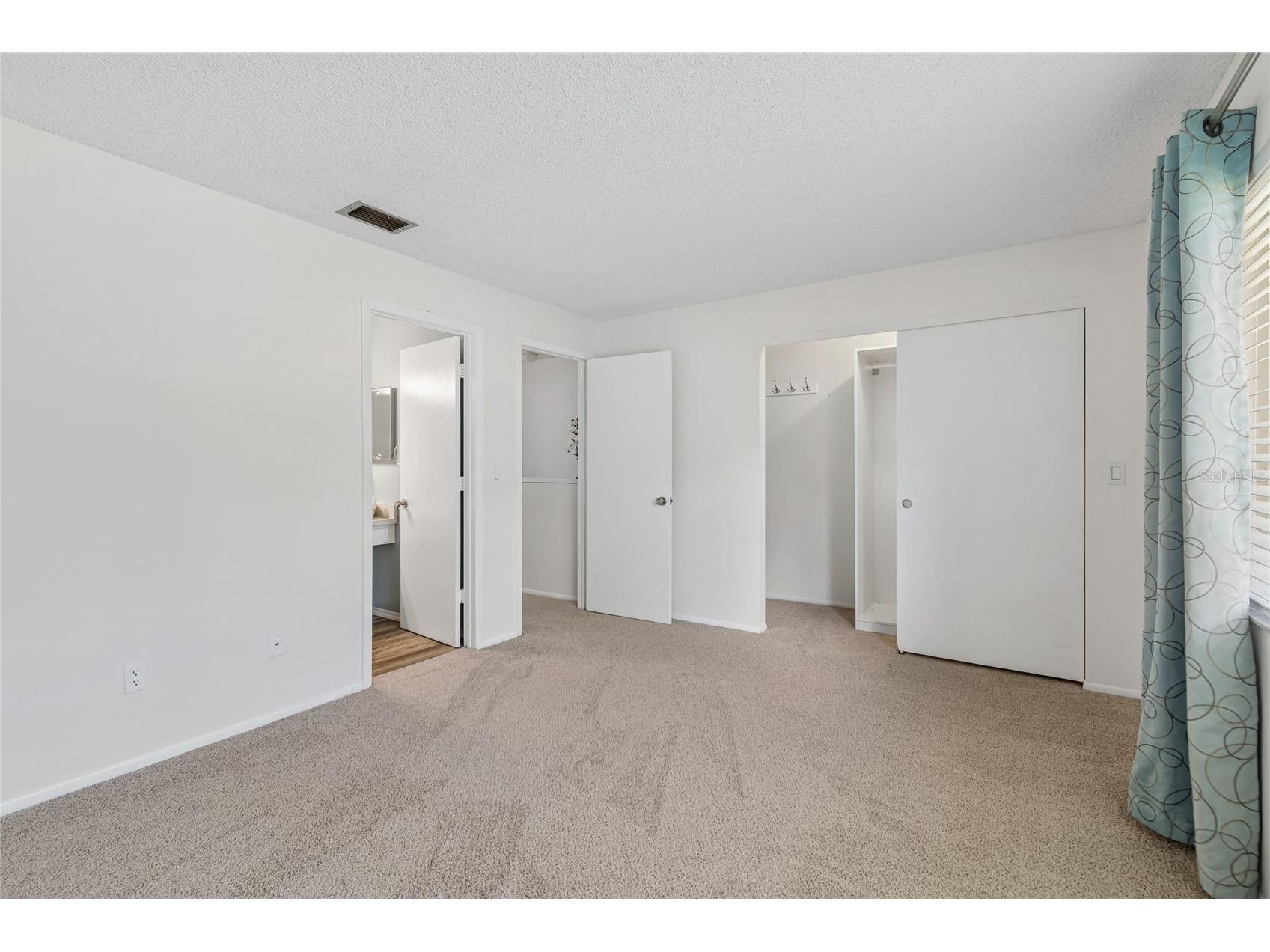 7803 Amberlea Court Temple Terrace FL 33637 TB8531928 image10