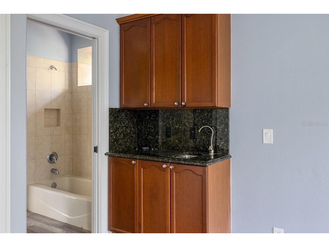 7803 Mathern Court Lakewood Ranch FL 34202 A4671863 image84