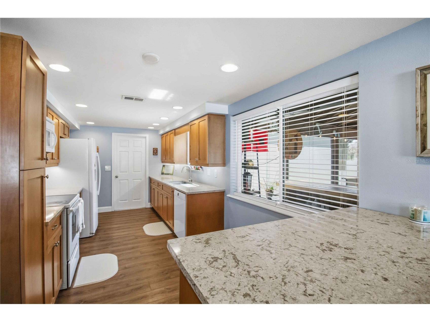 7804 54th Court E Palmetto FL 34221 A4688845 image11