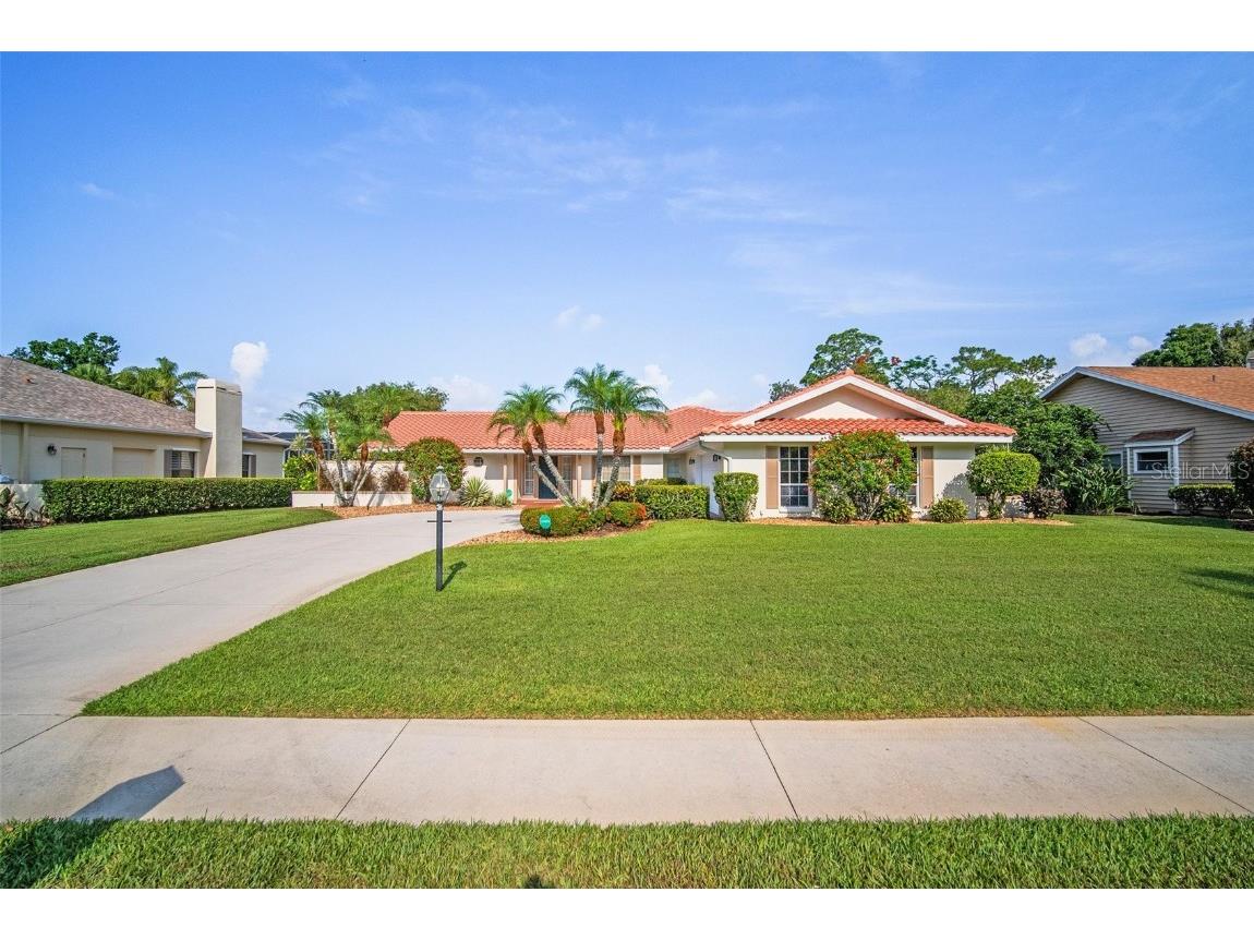 7804 Broadmoor Pines Boulevard Sarasota FL 34243 A4654341 image1