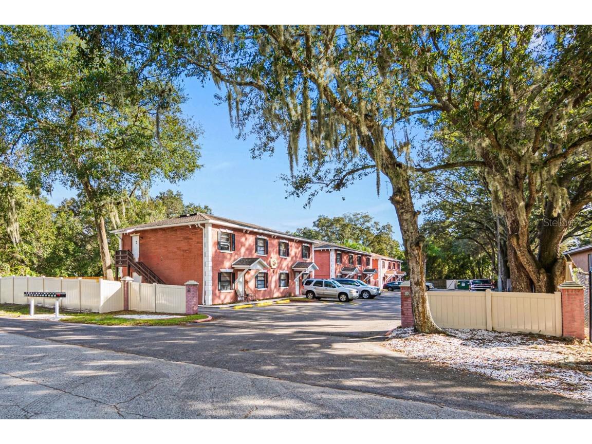 7804 Colonial Club Court Riverview FL 33578 O6114785 image1