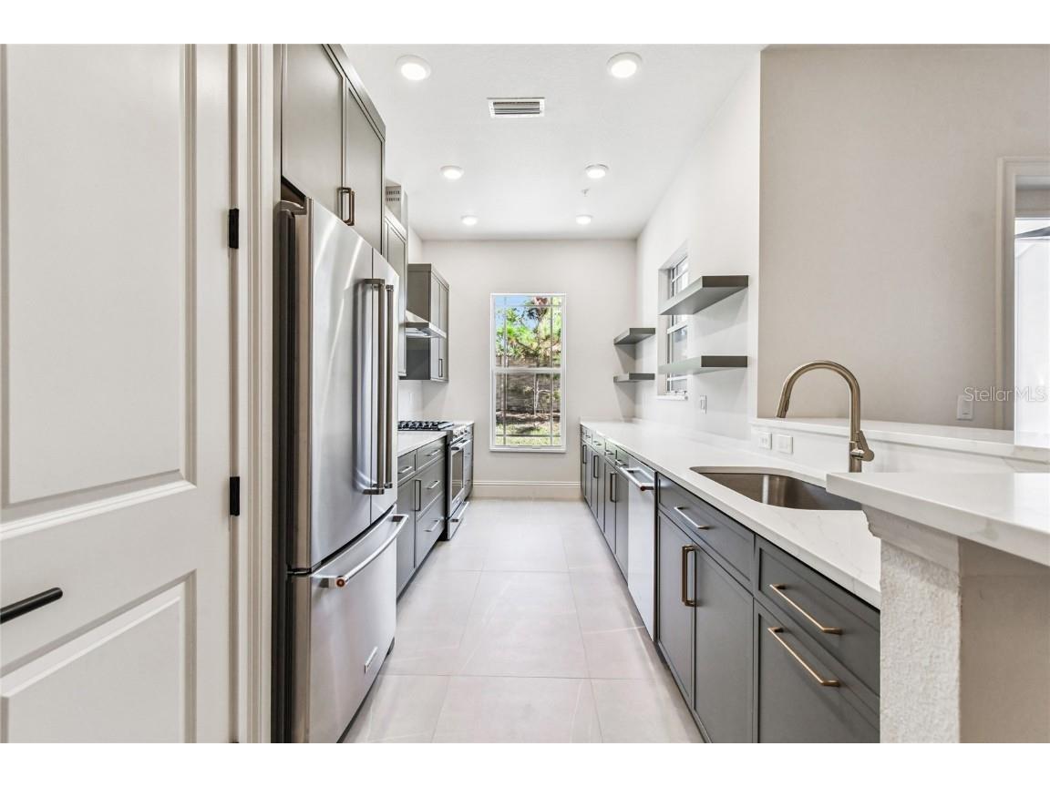 7804 Hidden Creek Loop #102 Lakewood Ranch FL 34202 TB8429102 image4