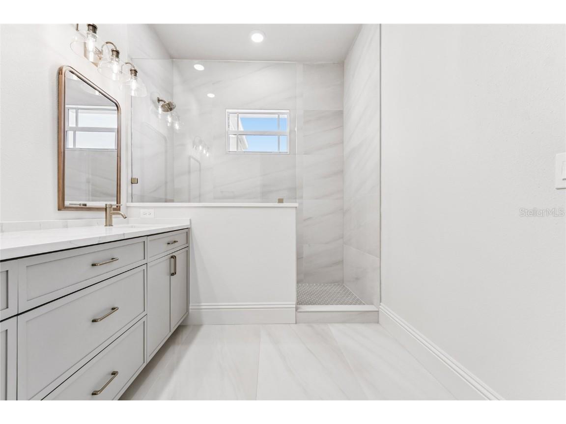 7804 Hidden Creek Loop #103 Lakewood Ranch FL 34202 TB8429105 image38