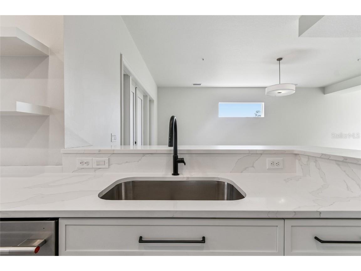 7804 Hidden Creek Loop #104 Lakewood Ranch FL 34202 TB8429100 image8