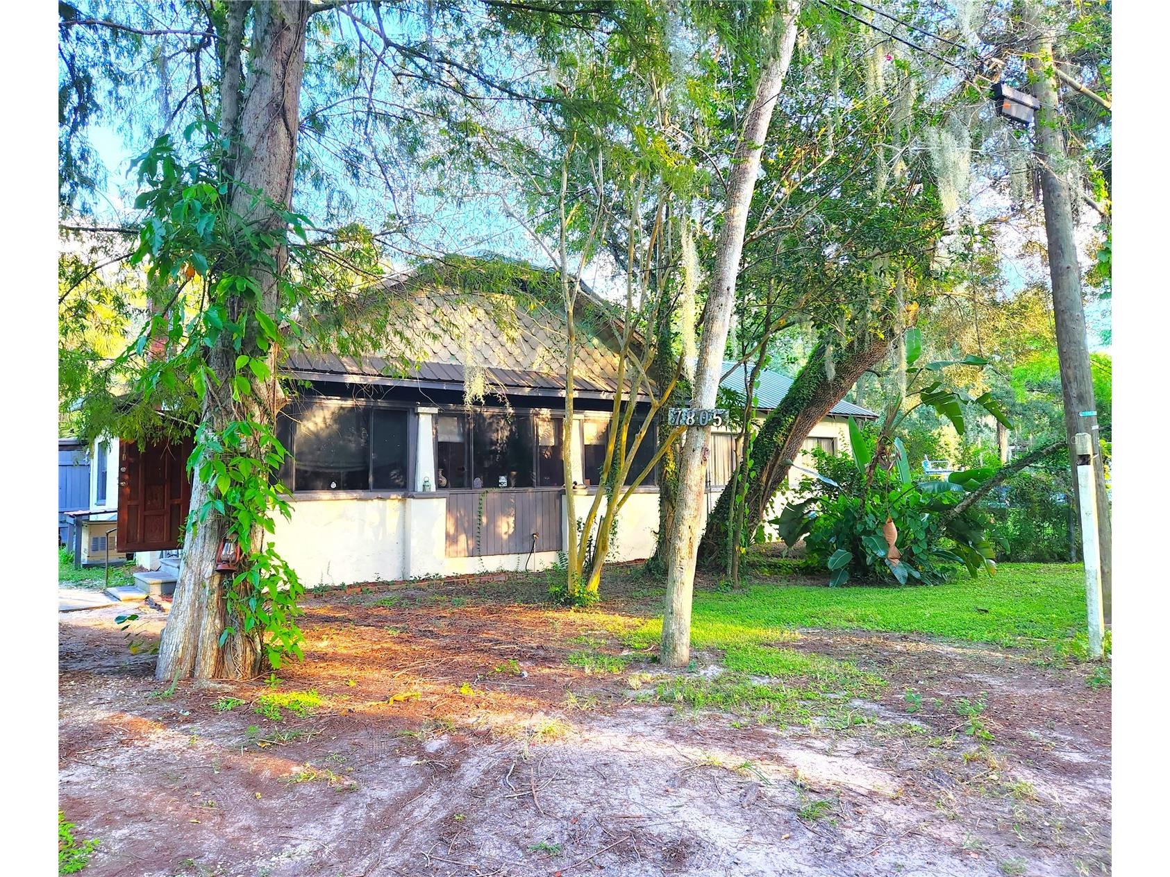 7805 N 12th Street Tampa FL 33604 - HILLSBOROUGH RIVER TB8495106 image1