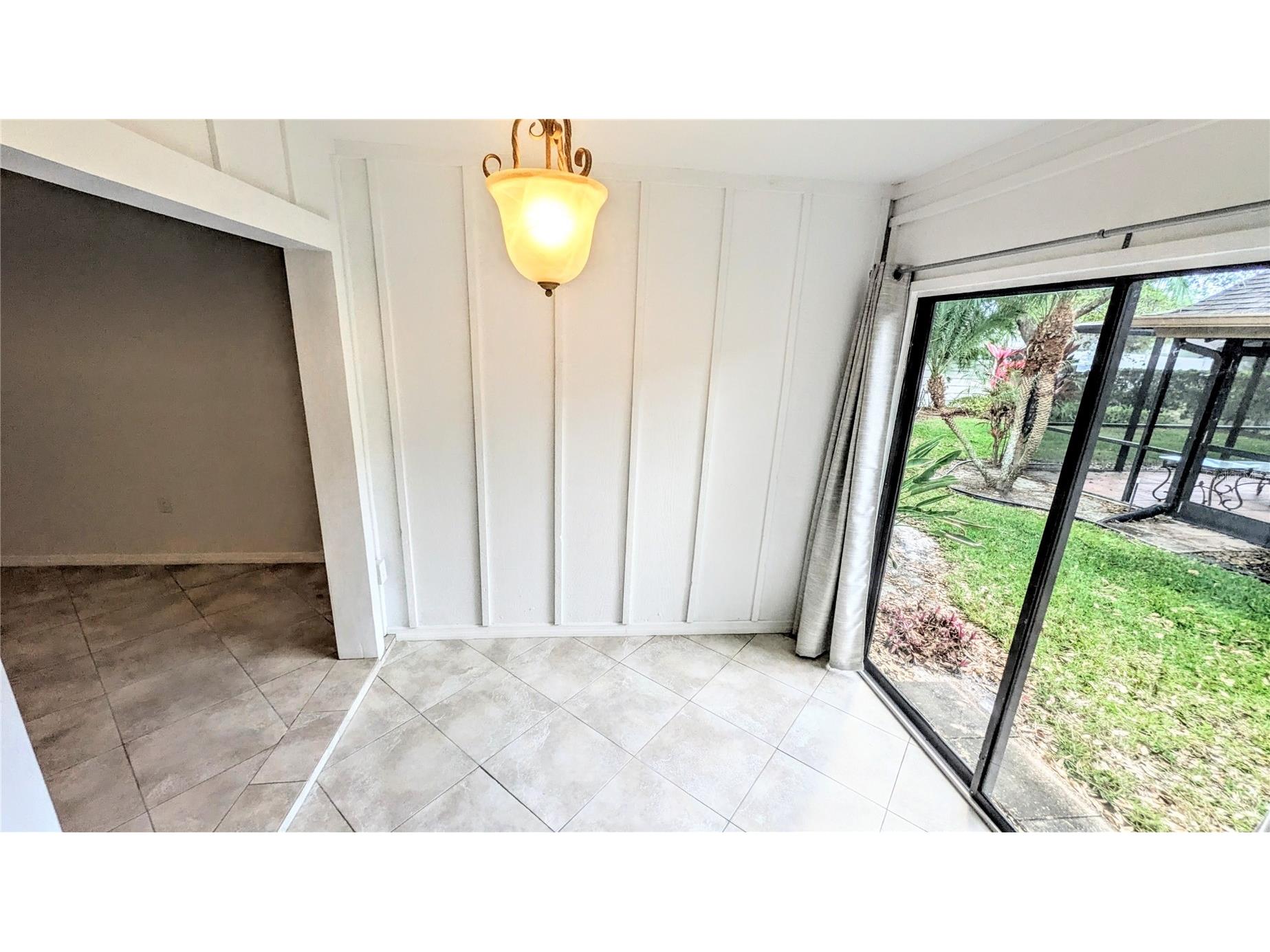 7805 Pine Trace Drive #18 Sarasota FL 34243 A4685374 image12