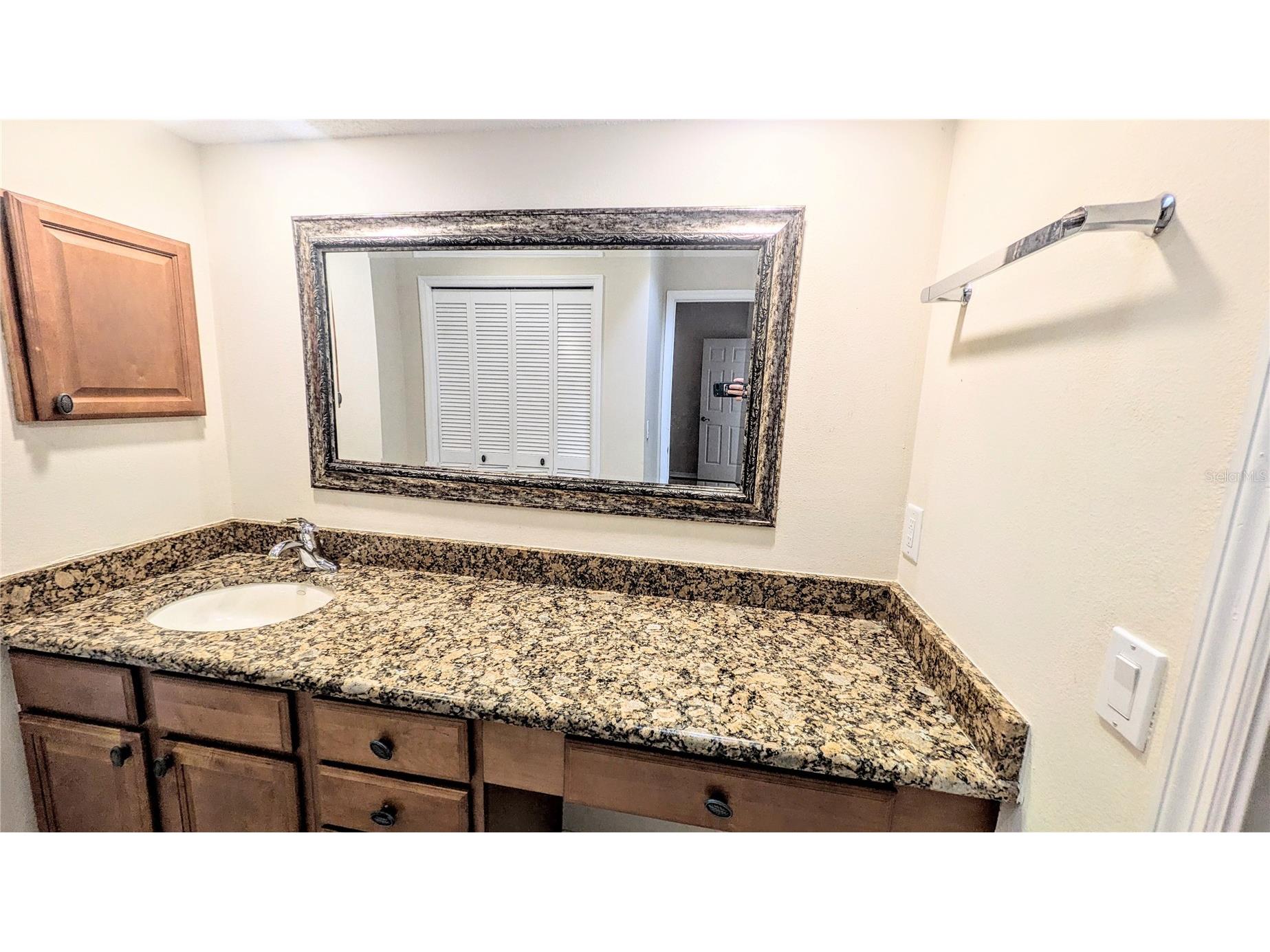 7805 Pine Trace Drive #18 Sarasota FL 34243 A4685374 image16