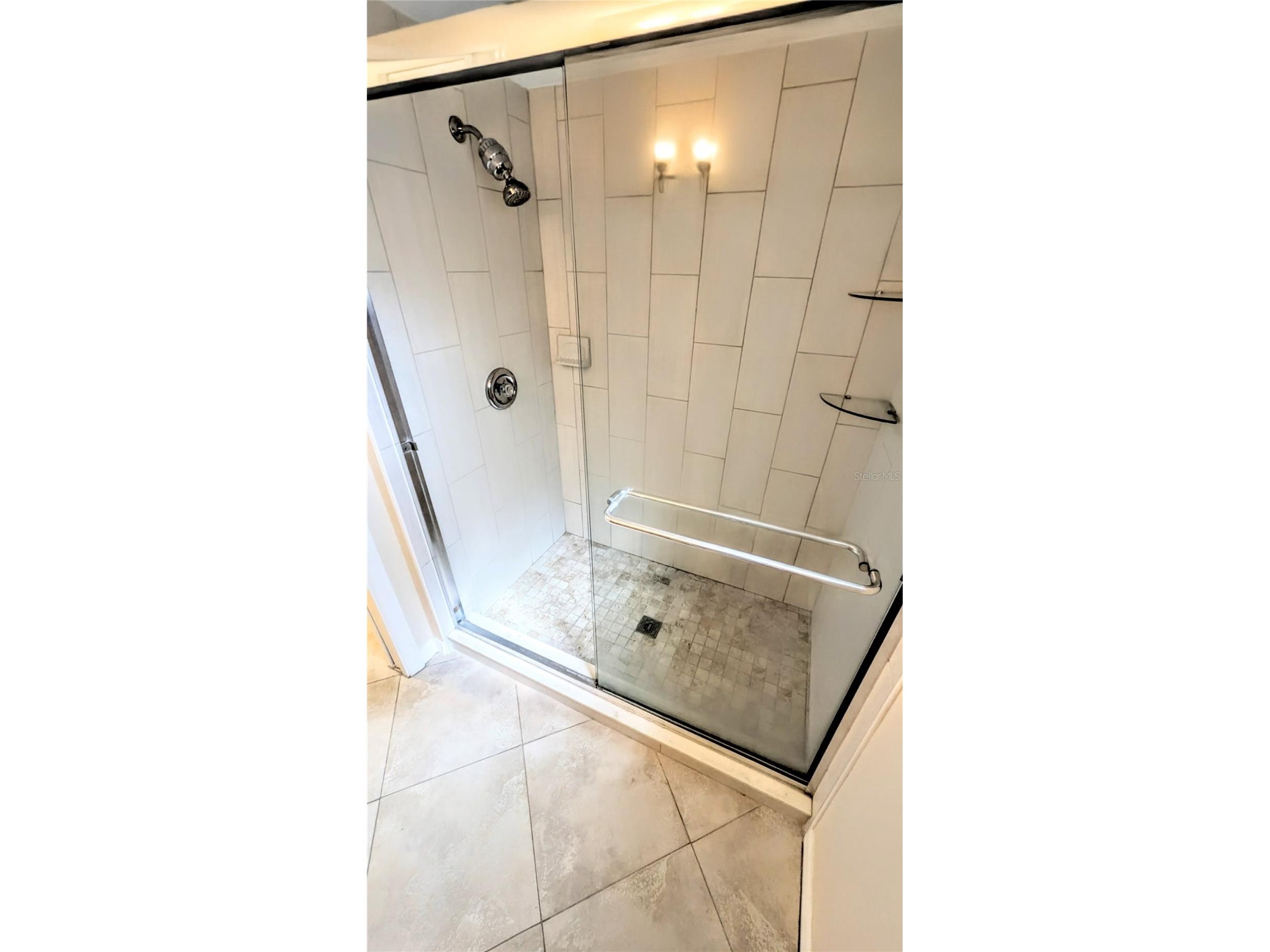 7805 Pine Trace Drive #18 Sarasota FL 34243 A4685374 image19