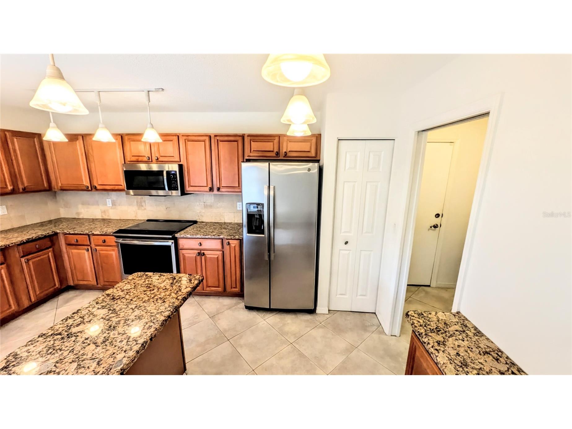 7805 Pine Trace Drive #18 Sarasota FL 34243 A4685374 image8