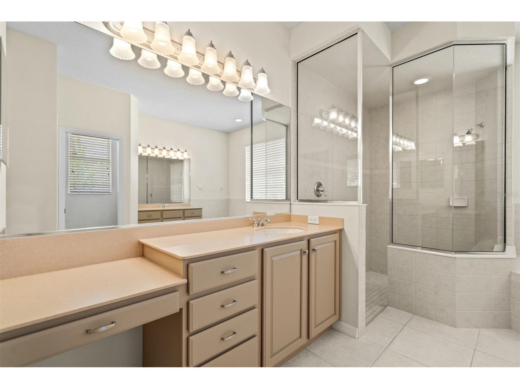 7806 Drayton Circle Bradenton FL 34201 A4692565 image21
