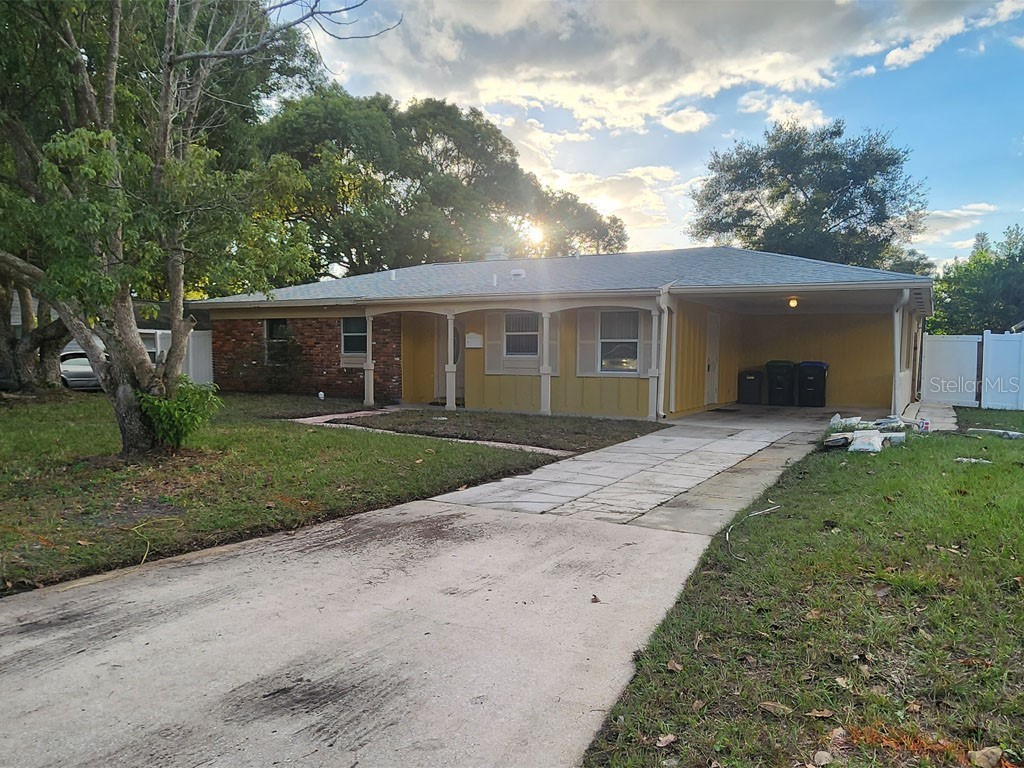 7806 Meadowglen Drive Orlando FL 32810 O6158683 image1