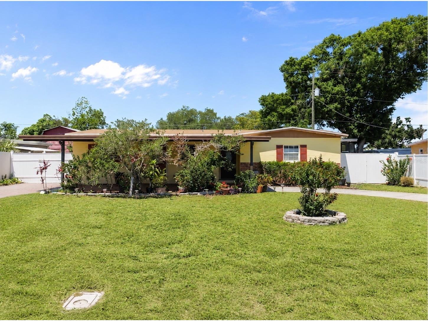 7806 N Gomez Avenue Tampa FL 33614 TB8508154 image1