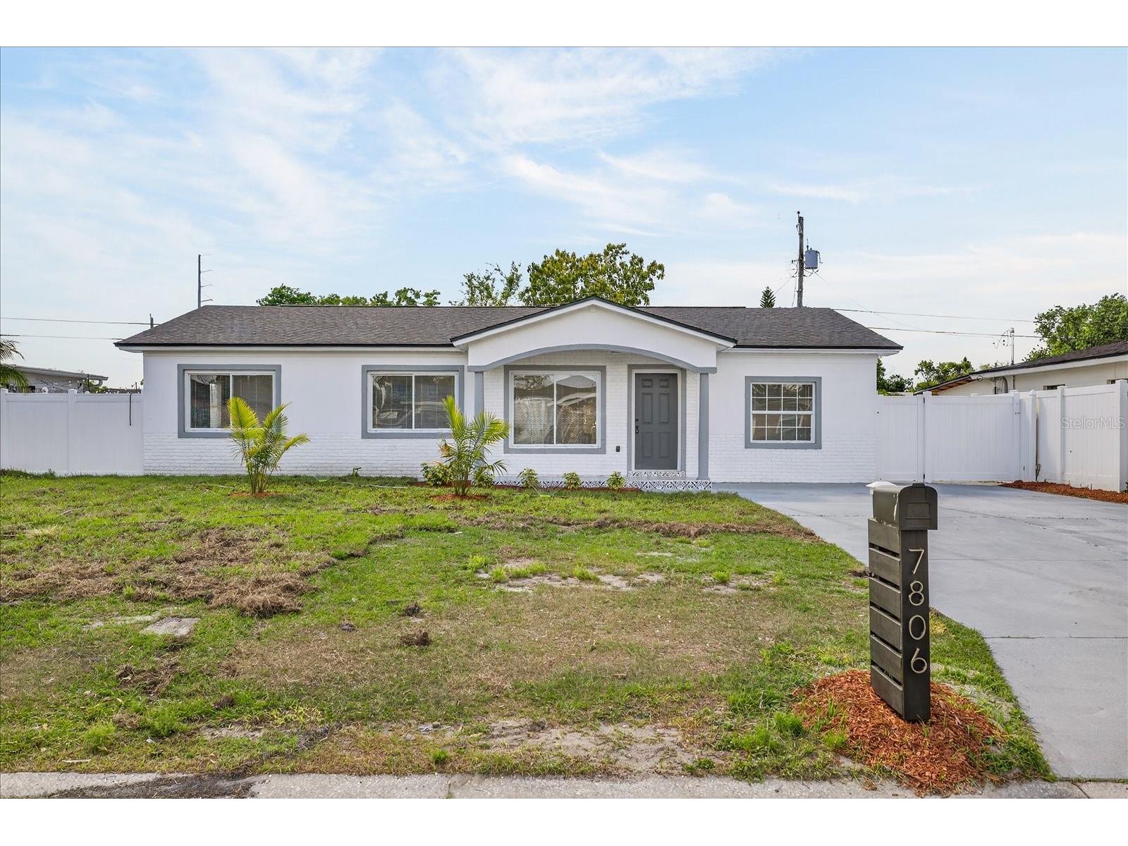 7806 N Jamaica Street Tampa FL 33614 TB8493437 image1
