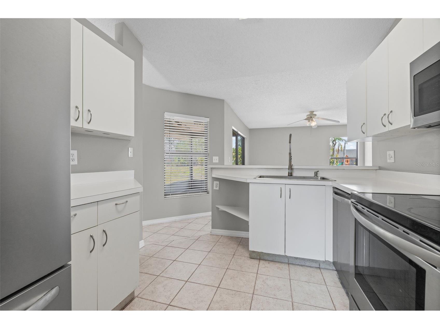7807 38th Court E Sarasota FL 34243 A4693933 image23