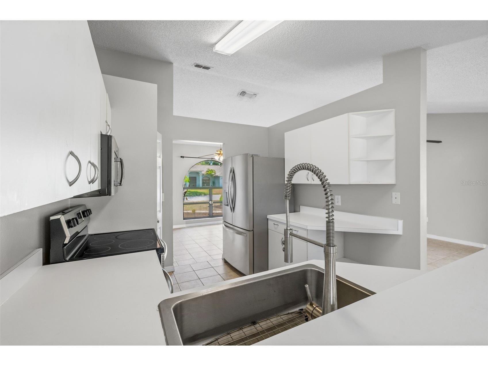 7807 38th Court E Sarasota FL 34243 A4693933 image25