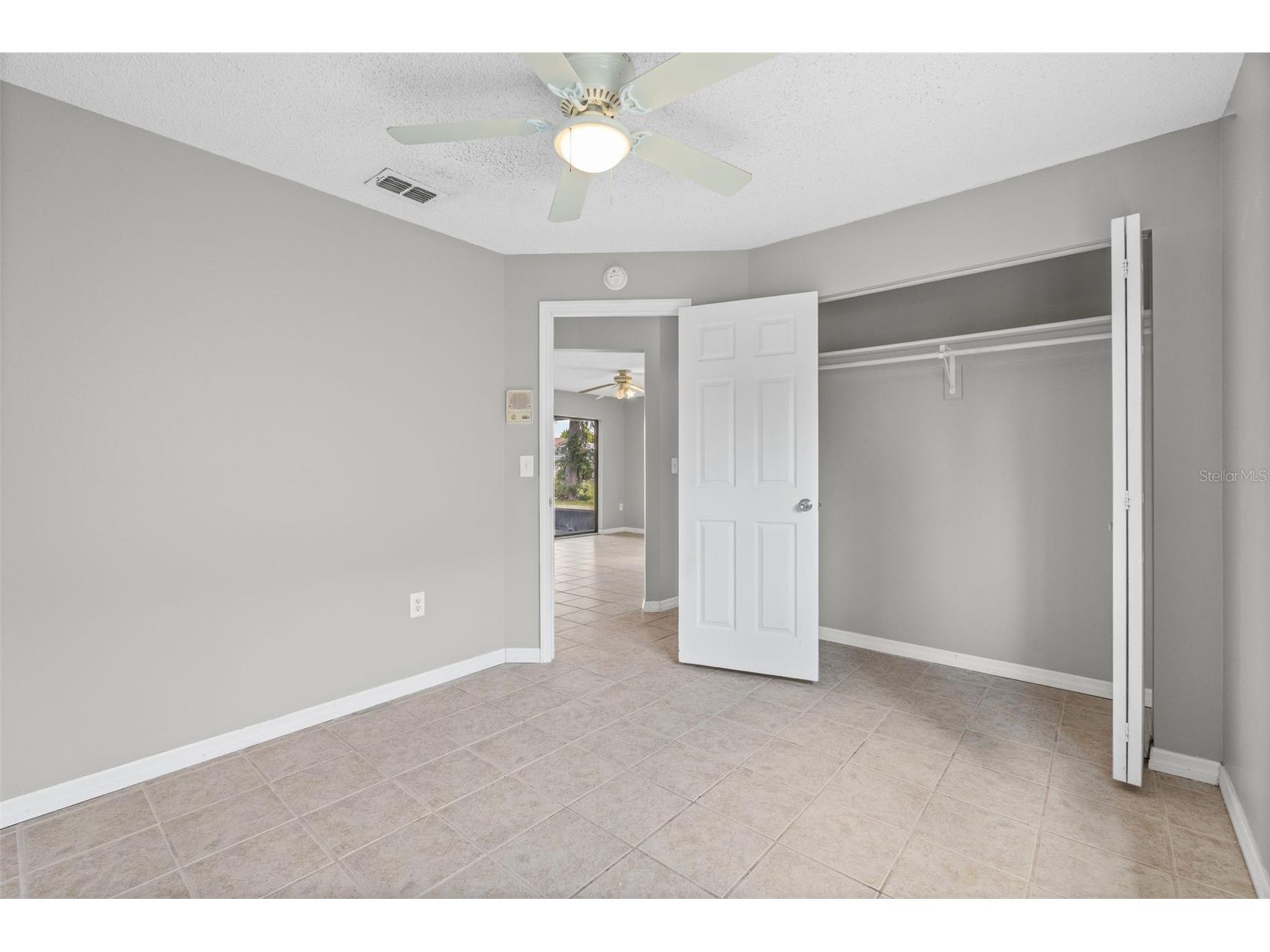 7807 38th Court E Sarasota FL 34243 A4693933 image35