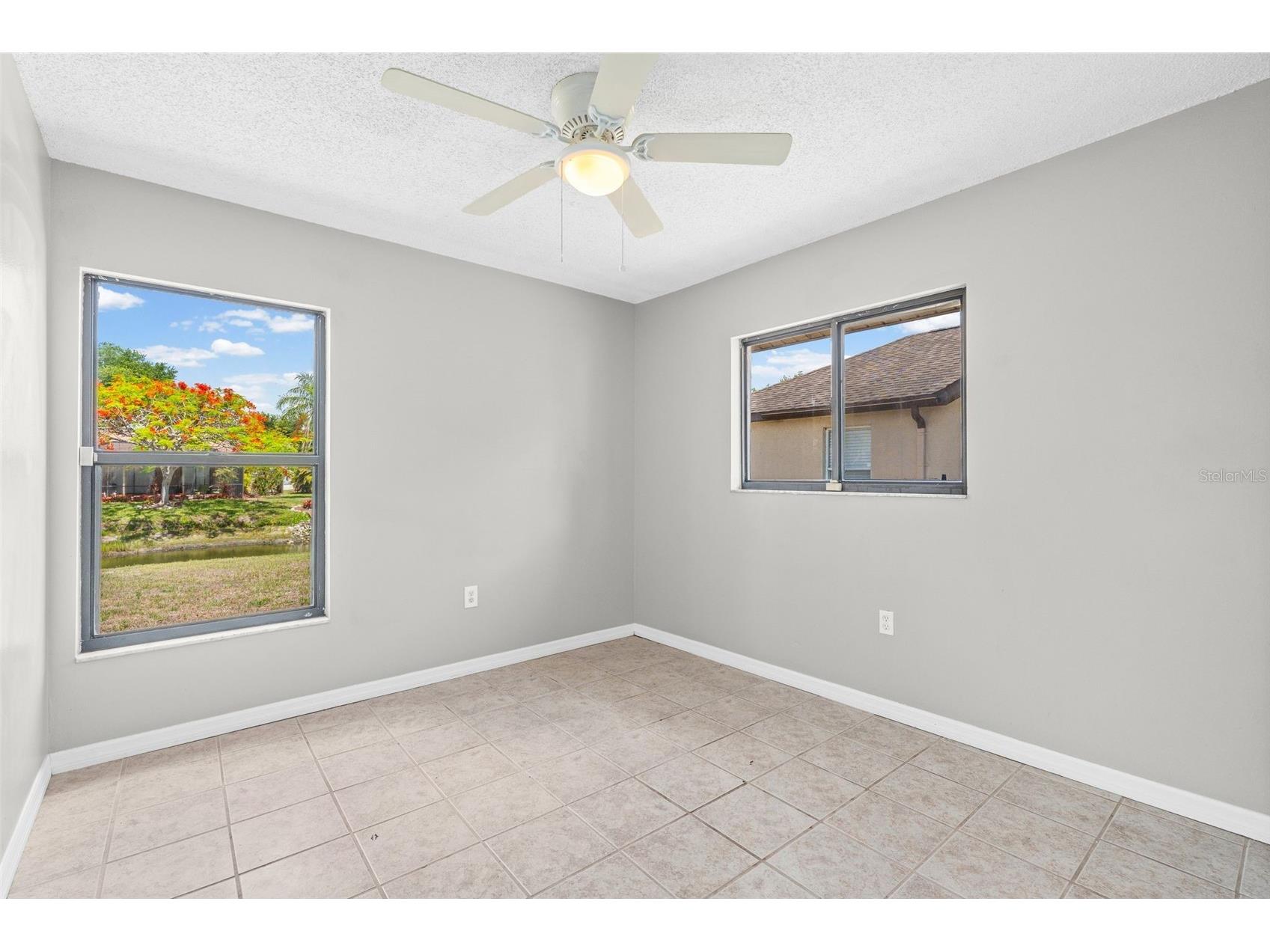 7807 38th Court E Sarasota FL 34243 A4693933 image36