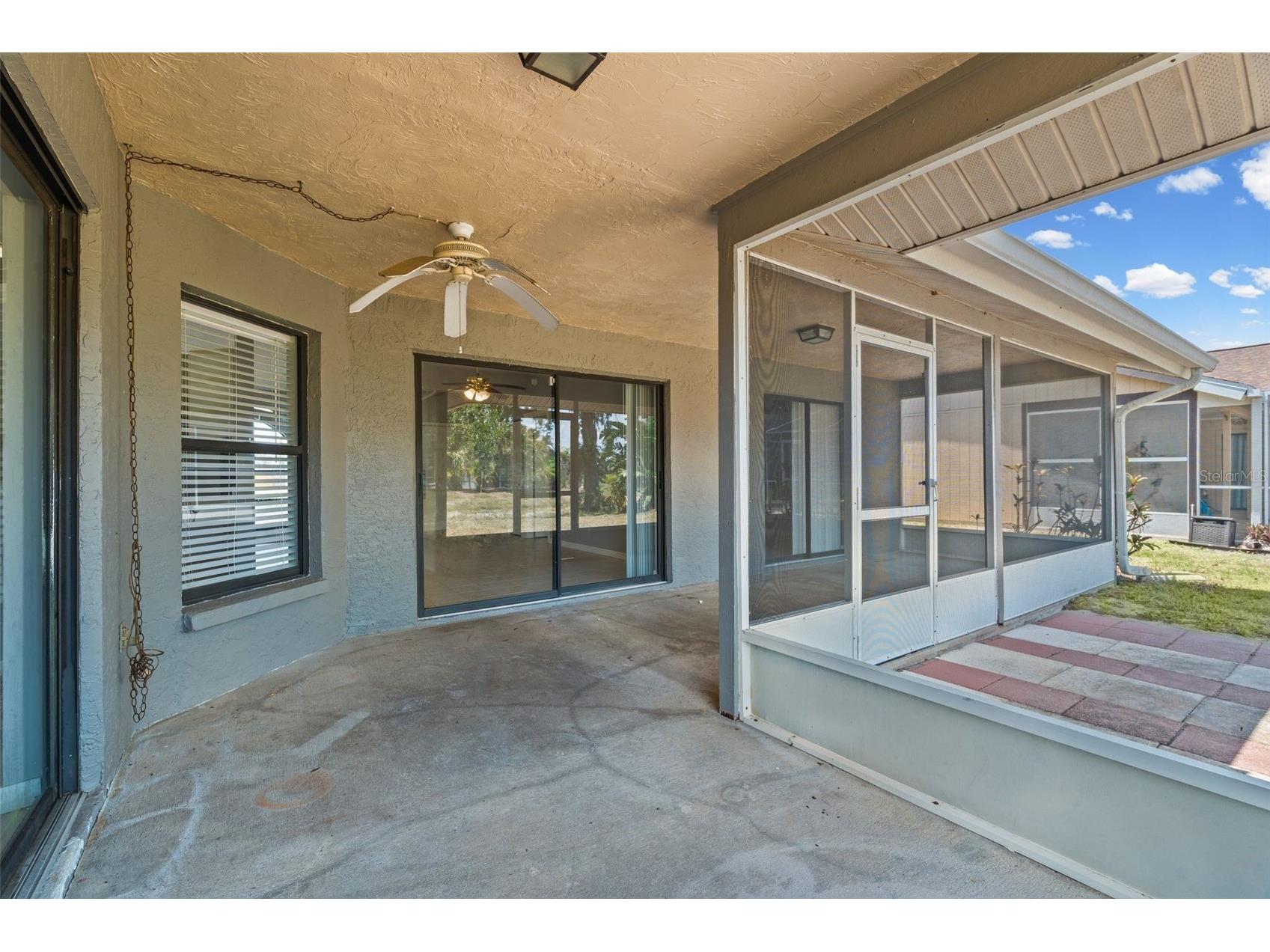 7807 38th Court E Sarasota FL 34243 A4693933 image40