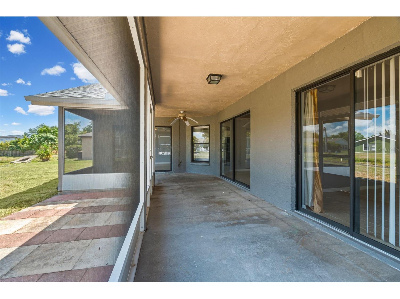 7807 38th Court E Sarasota FL 34243 A4693933 image41