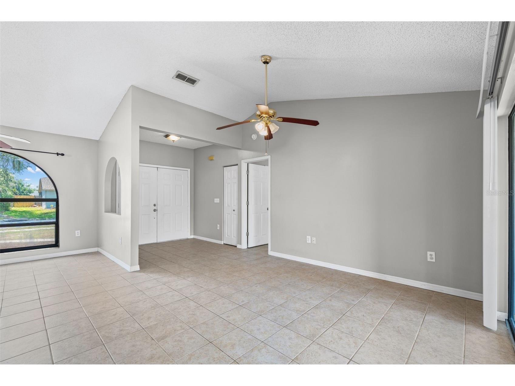 7807 38th Court E Sarasota FL 34243 A4693933 image9