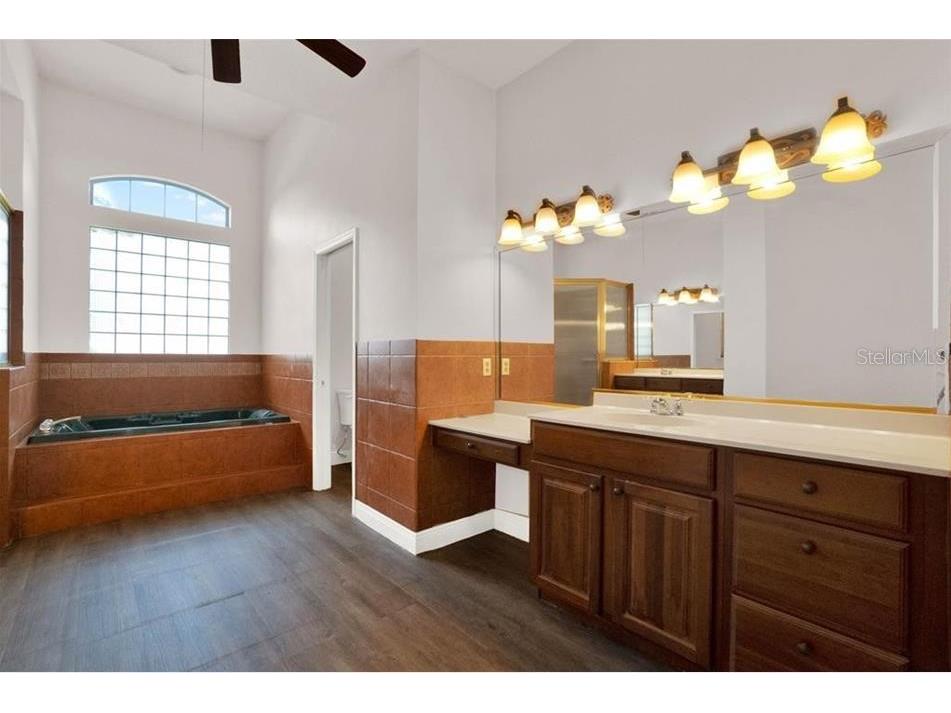 7807 Chatterley Court Orlando FL 32835 O6347934 image17