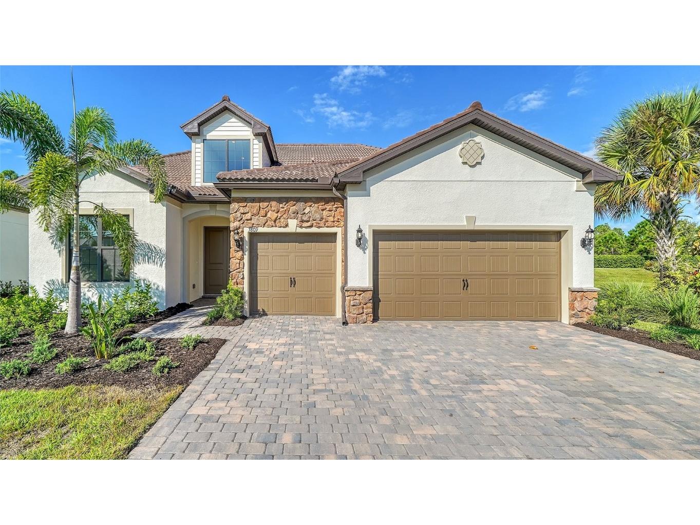 7809 Grande Shores Drive Sarasota FL 34240 A4583502 image1