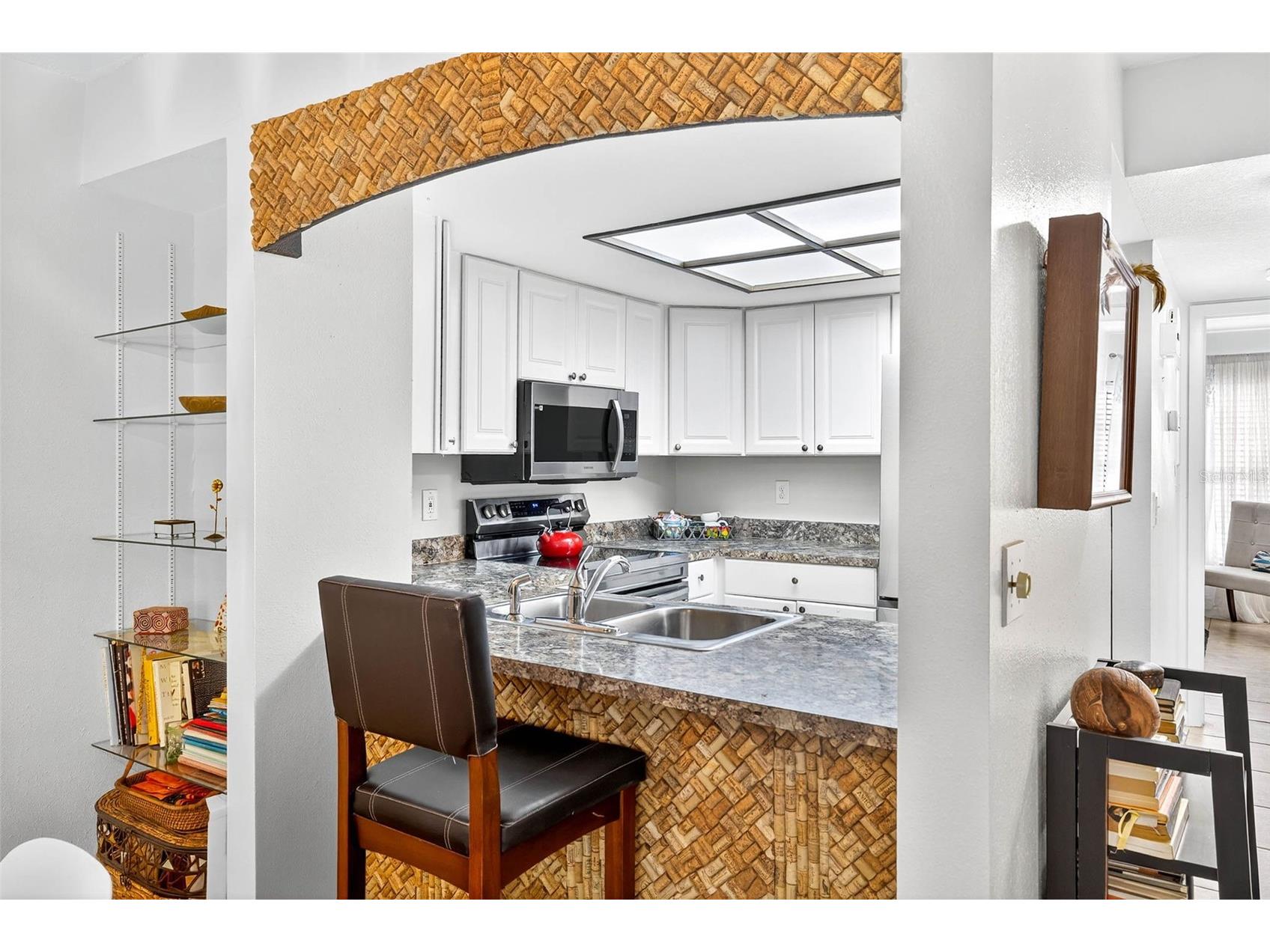 7809 Niagara Avenue #2105 Tampa FL 33617 TB8505541 image16