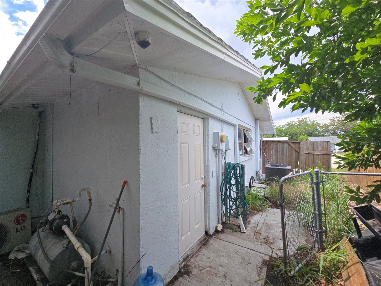 7809 Waxwood Drive Port Richey FL 34668 A4699644 image2