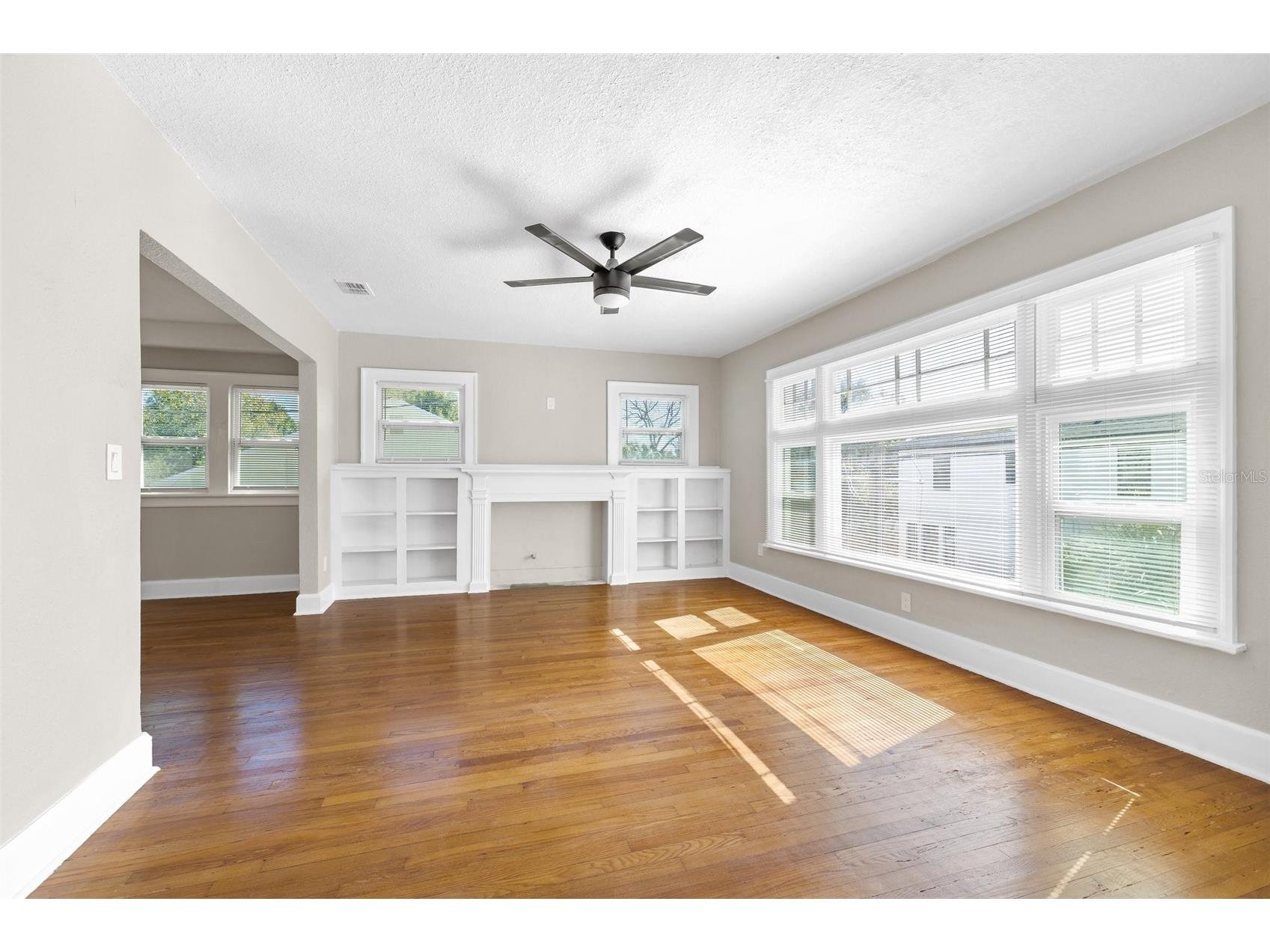 781 31st Avenue N Saint Petersburg FL 33704 TB8465887 image13