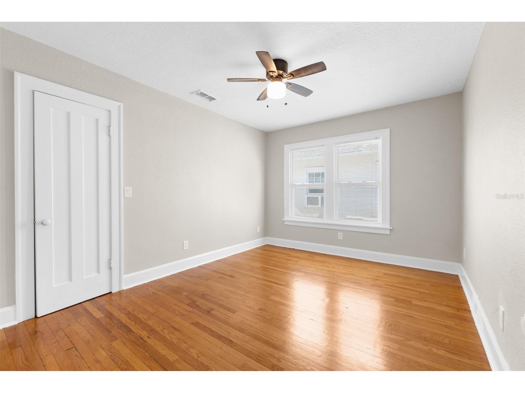 781 31st Avenue N Saint Petersburg FL 33704 TB8465887 image17