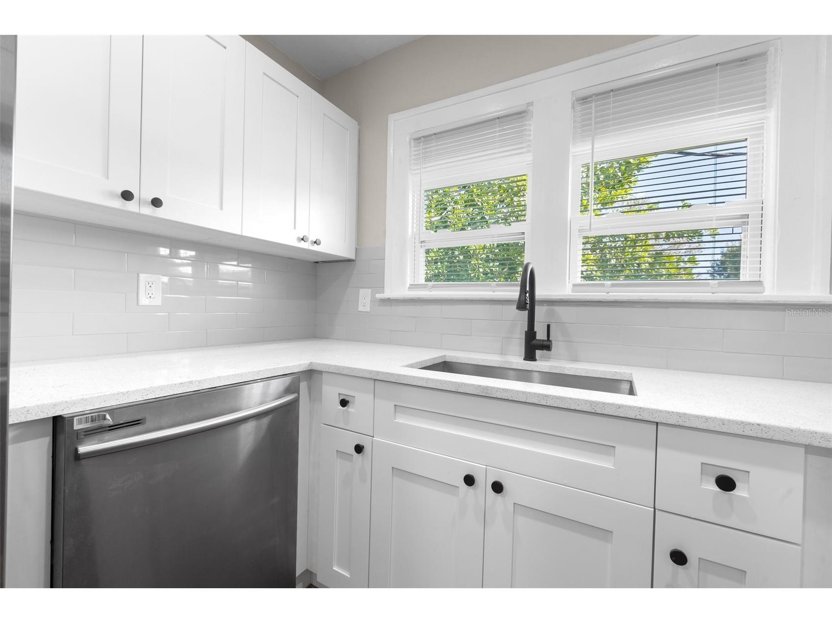781 31st Avenue N Saint Petersburg FL 33704 TB8465887 image19