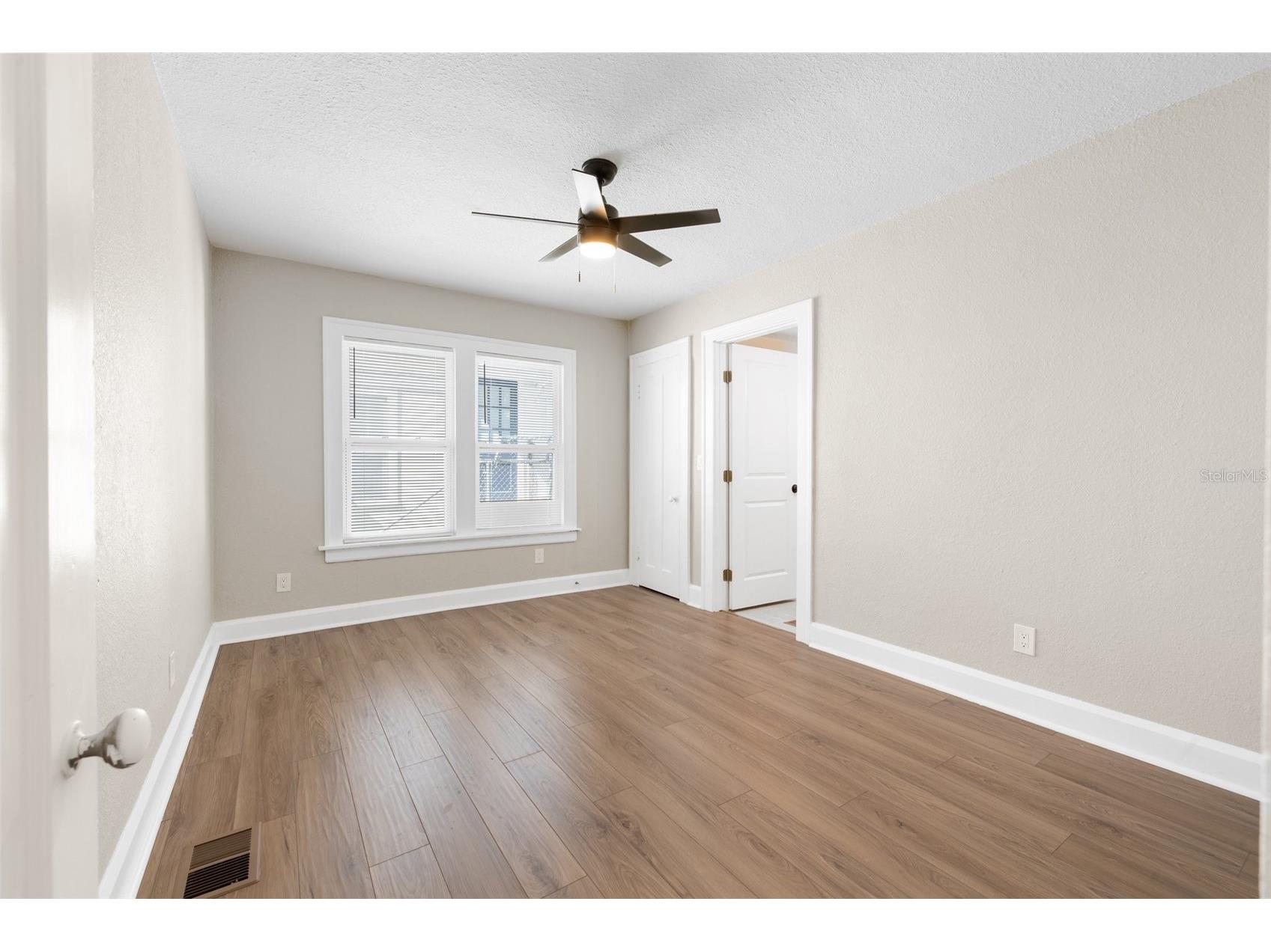 781 31st Avenue N Saint Petersburg FL 33704 TB8465887 image9