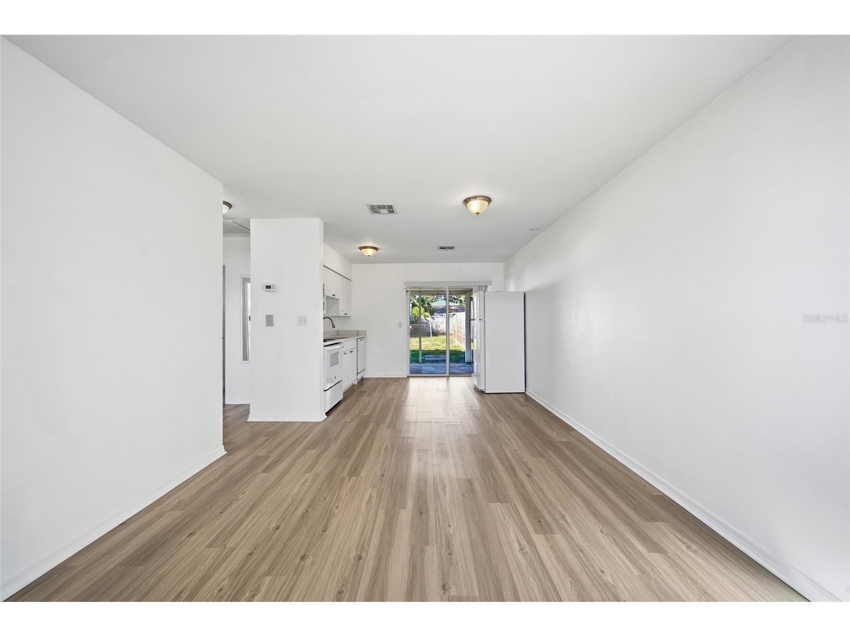 781 73rd Avenue N Saint Petersburg FL 33702 TB8463059 image4