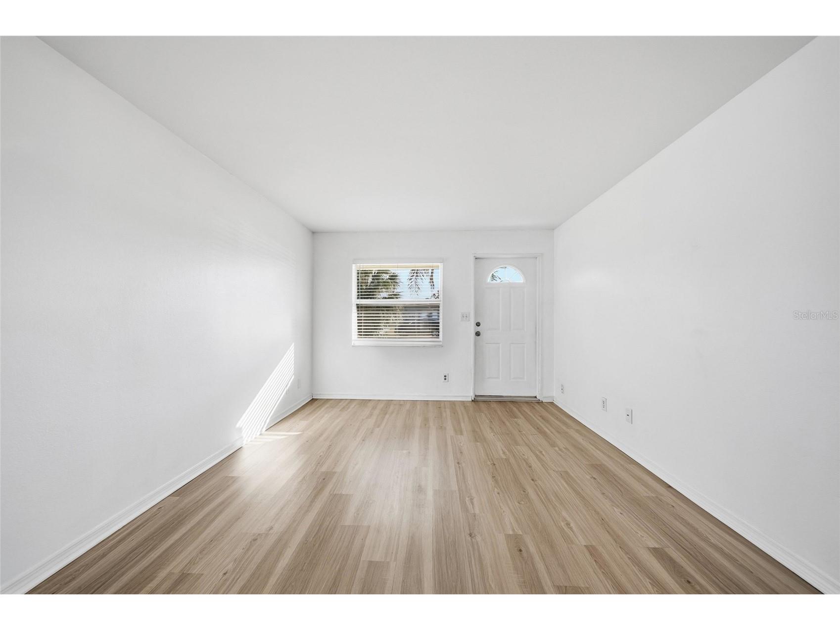 781 73rd Avenue N Saint Petersburg FL 33702 TB8463059 image7