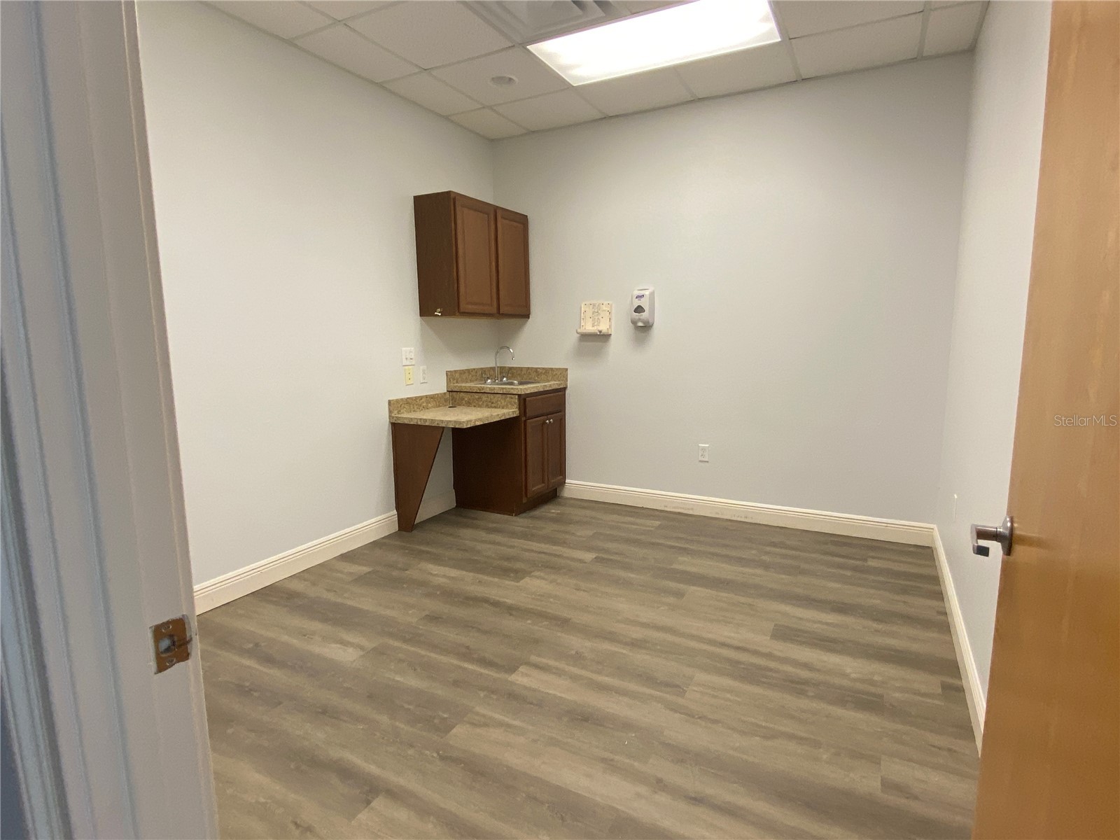 781 County Road 466 Lady Lake FL 32159 G5076546 image4