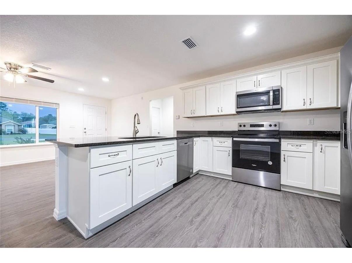 781 NE 130th Terrace Silver Springs FL 34488 O6381920 image2