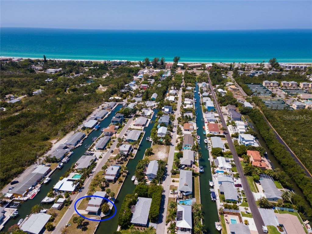 781 Saint Judes Drive N #B Longboat Key FL 34228 A4568550 image1