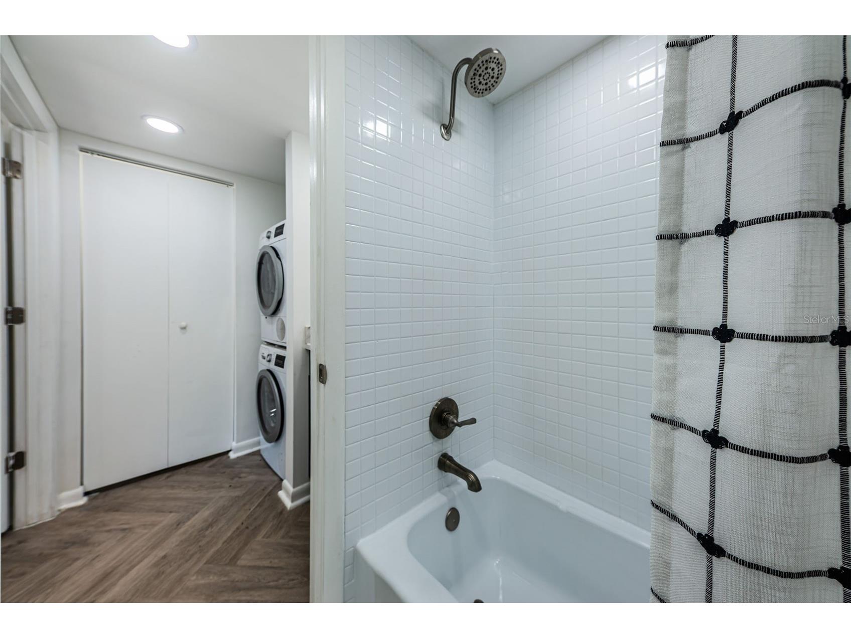 781 Village Lake Terrace N #101A Saint Petersburg FL 33716 O6406981 image22