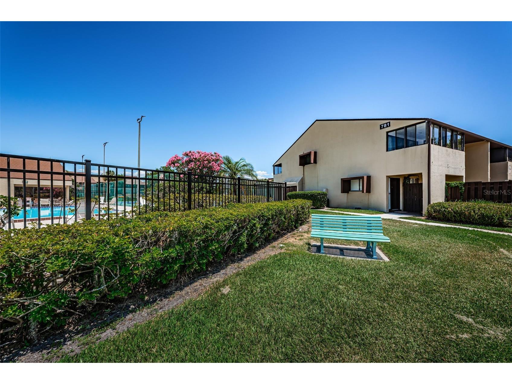 781 Village Lake Terrace N #101A Saint Petersburg FL 33716 O6406981 image4